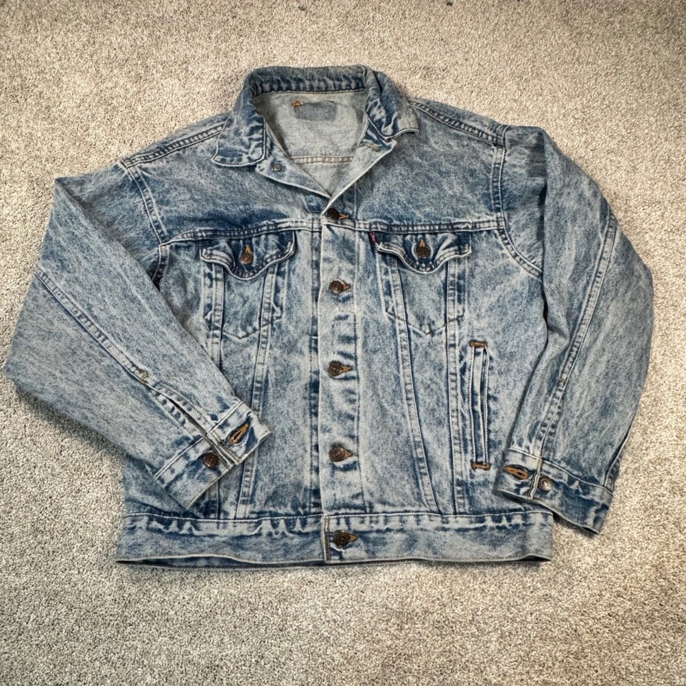 Vintage 1908's Levis 70506 Acid Wash Denim Trucker Jacket Made in USA Mens Small